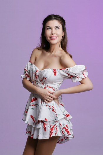 Mia Su Sunny / White and Floral