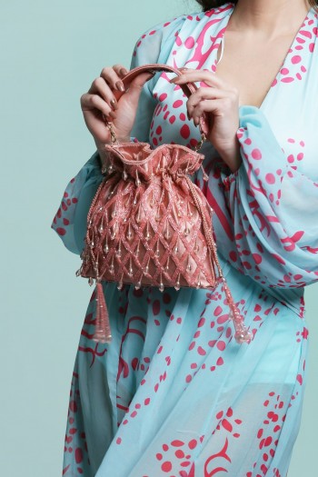 Mia Su Happy Hour / Turkuvaz